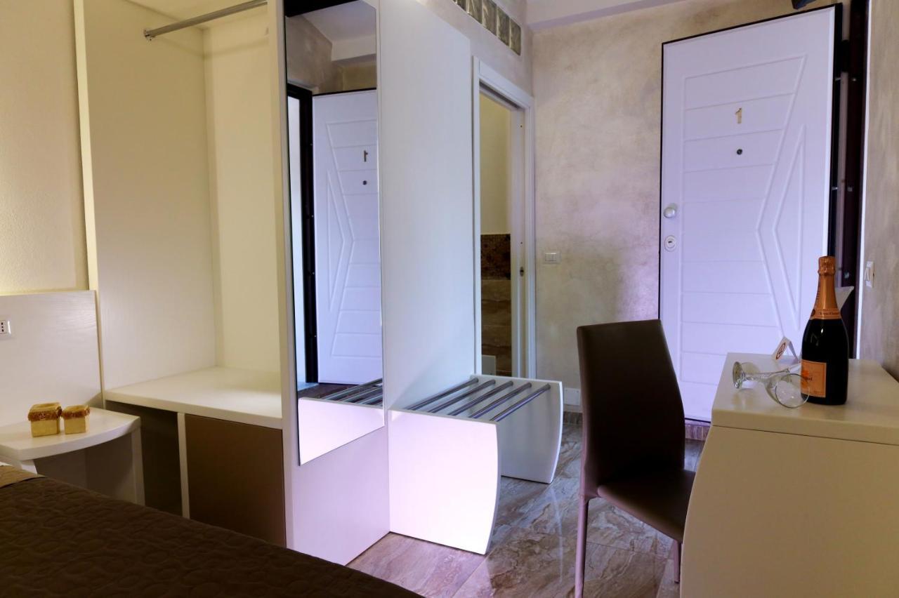 Afrodite Accomodation Tropea Exterior foto
