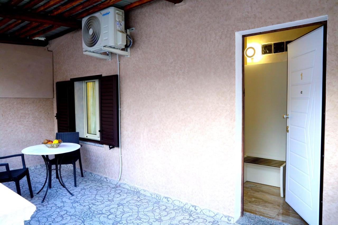 Afrodite Accomodation Tropea Exterior foto