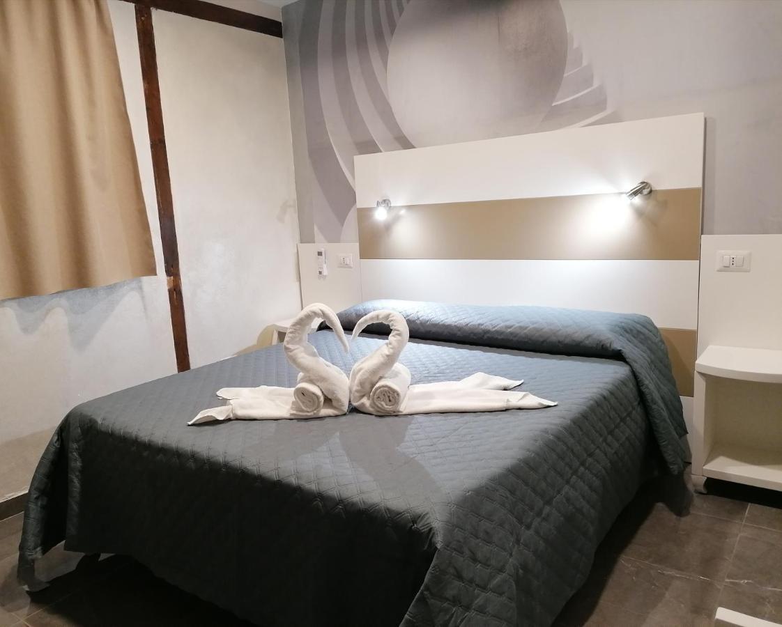 Afrodite Accomodation Tropea Exterior foto