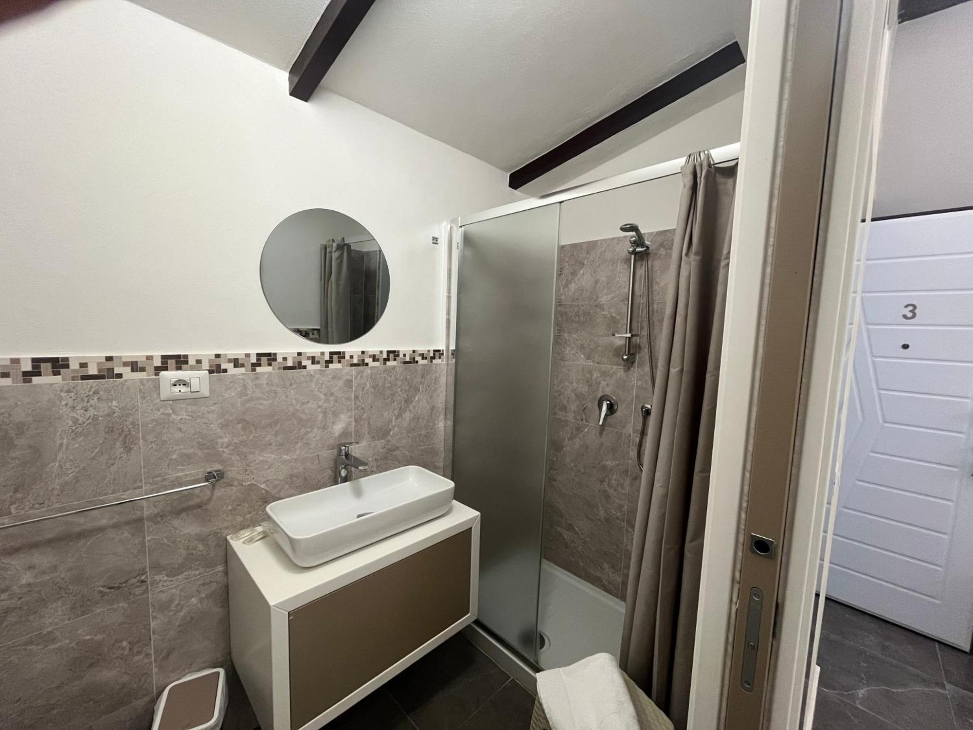 Afrodite Accomodation Tropea Exterior foto