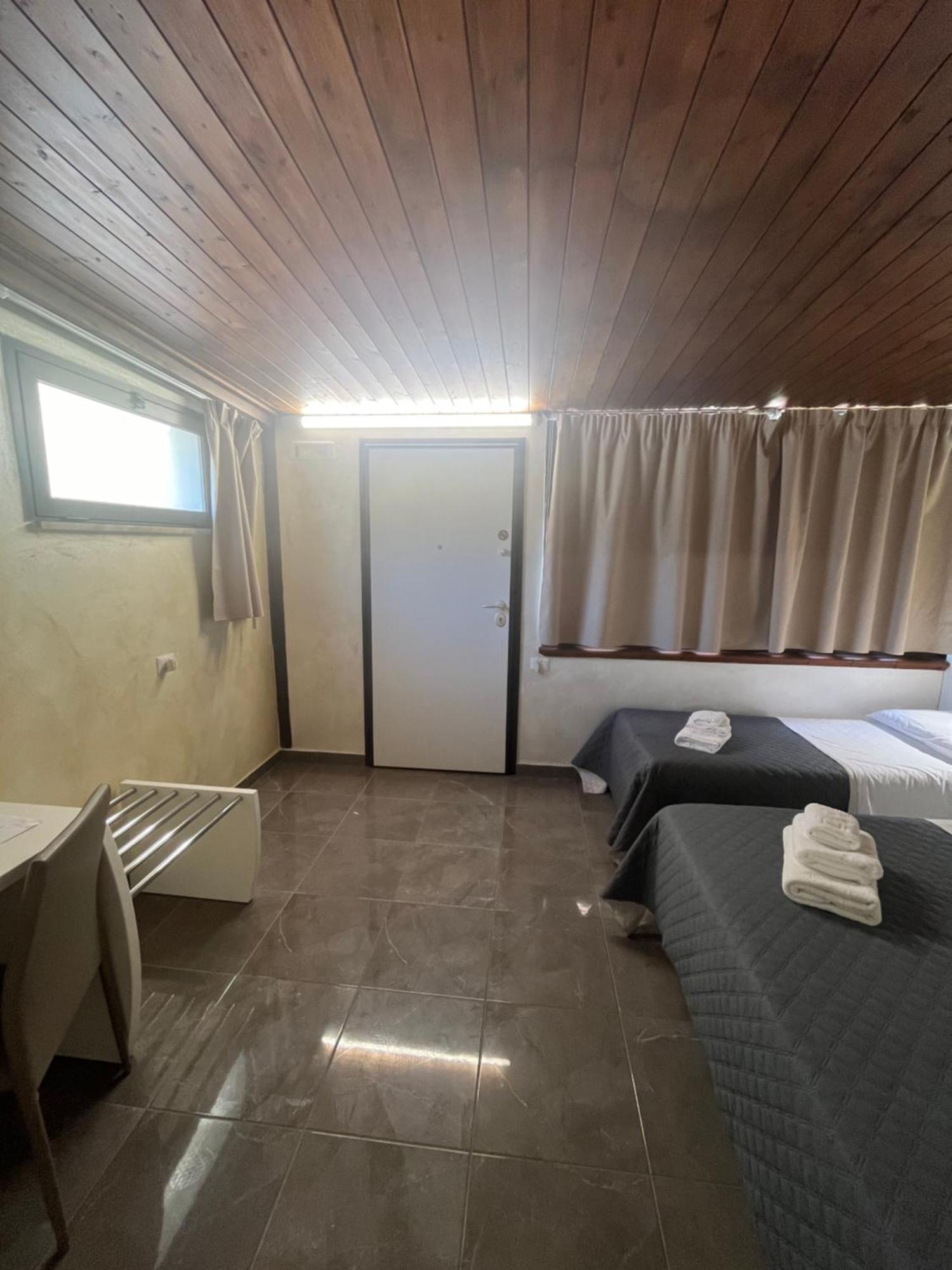 Afrodite Accomodation Tropea Exterior foto